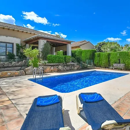 Alondra Villa