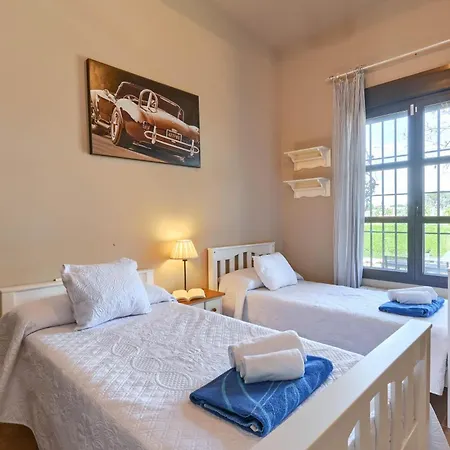 Alondra By Aguilarent Villa